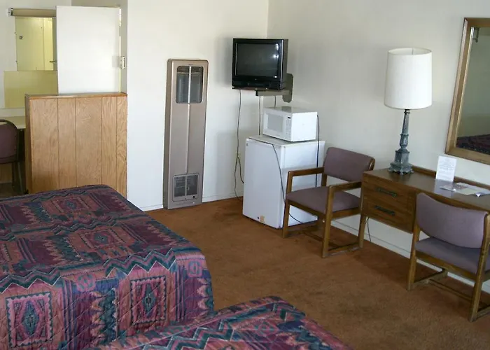 Motel Hill Top